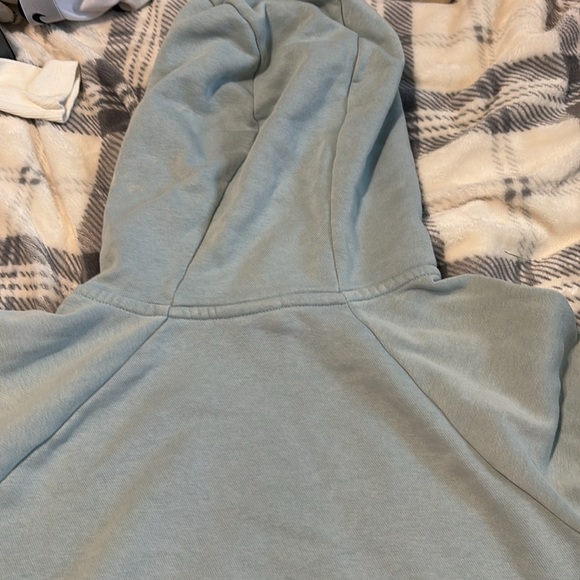 Nike teal cropped hoodie - Picture 2 of 4